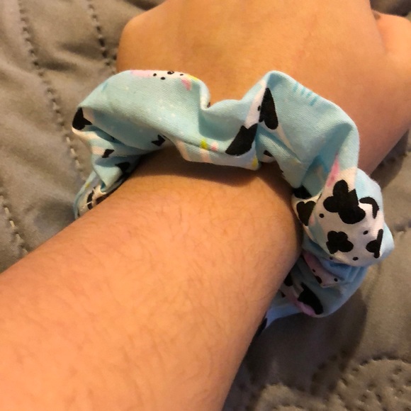 100% Handmade Scrunchie - Picture 2 of 2